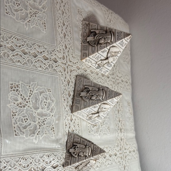 Decorative Pyramid Wall Art Set - Picture 4 of 5